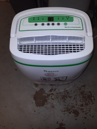 Meaco 20l dehumidifier working - 20l,